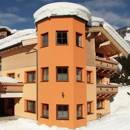 بيت للعطل Spacious Holiday In Hinterglemm Near Ski Area *