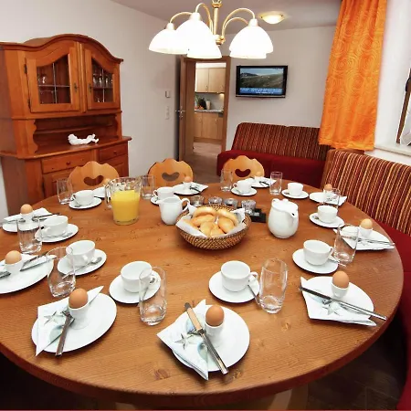 Spacious Holiday In Hinterglemm Near Ski Area